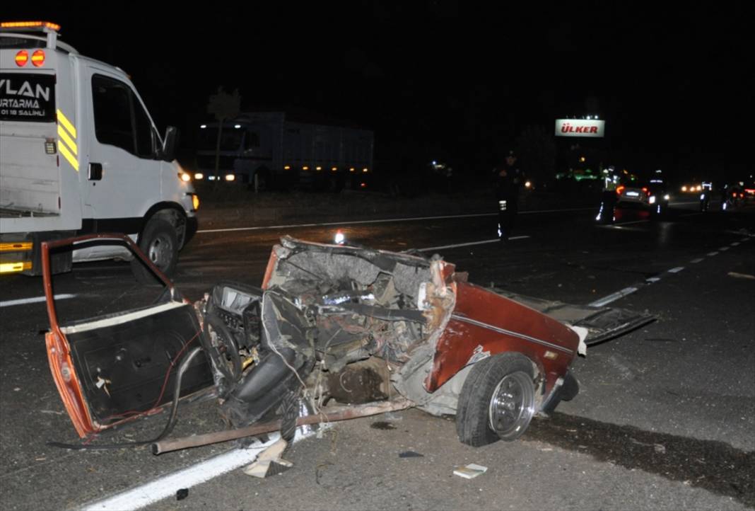 5 kişinin öldüğü trafik kazasında kimlikler belli oldu, acı an ortaya çıktı 11